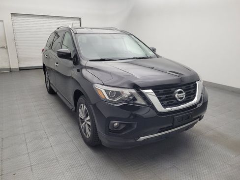 Used 2019 Nissan Pathfinder SV AWD/4WD image 13