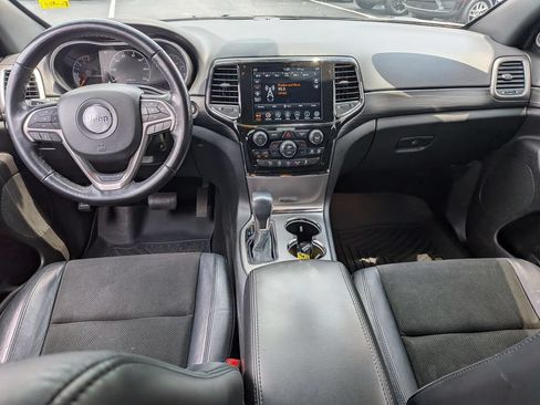 Certified 2021 Jeep Grand Cherokee Laredo X AWD/4WD image 23