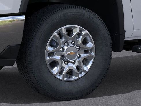 New 2026 Chevrolet Silverado 2500 LT image 9