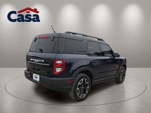 Used 2023 Ford Bronco Sport Outer Banks w/ Tech Package AWD/4WD image 3