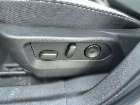 Certified 2025 Buick Envision Sport Touring AWD/4WD image 16