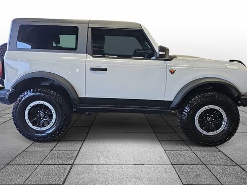 Used 2023 Ford Bronco Badlands image 4