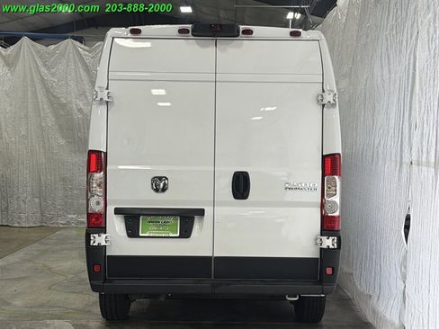 Used 2024 RAM ProMaster 2500 w/ Convenience Group FWD image 20