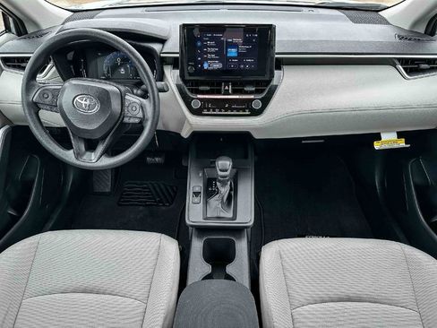 Used 2026 Toyota Corolla Cross L FWD image 11