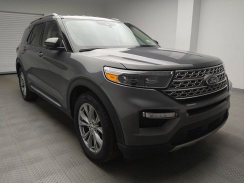 Used 2023 Ford Explorer Limited w/ Equipment Group 301A RWD image 13
