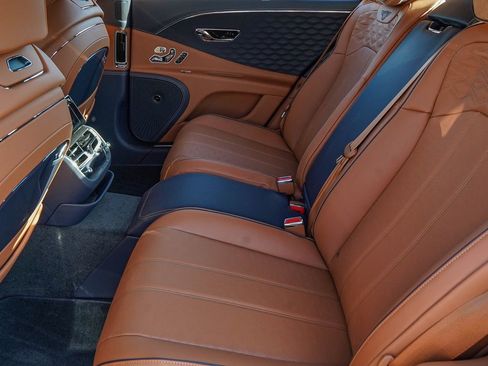 New 2026 Bentley Flying Spur Plug-In Hybrid AWD/4WD image 38