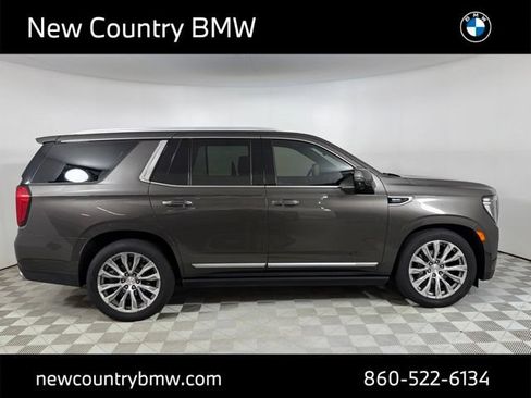 Used 2021 GMC Yukon Denali w/ Denali Ultimate Package AWD/4WD image 8