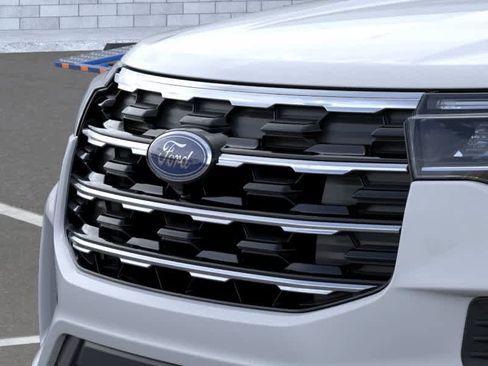 New 2026 Ford Explorer Active AWD/4WD image 17