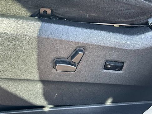 Used 2015 Dodge Grand Caravan SXT w/ Rear Park Assist Package FWD image 18