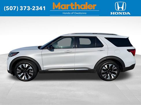 Used 2025 Ford Explorer Platinum w/ LUX Leather Package AWD/4WD image 2