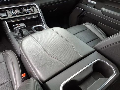 Used 2024 GMC Sierra 1500 Denali w/ Denali Reserve Package image 26