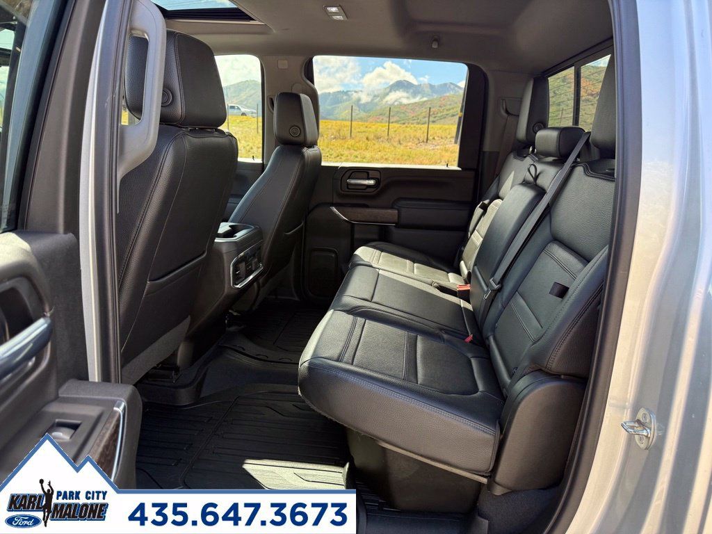 Used 2022 GMC Sierra 2500 Denali w/ Denali Ultimate Package AWD/4WD image 29