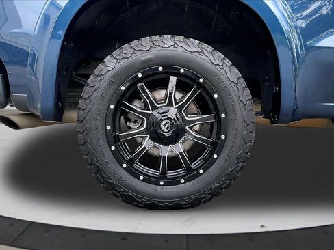 Used 2021 Chevrolet Silverado 1500 Custom AWD/4WD image 34