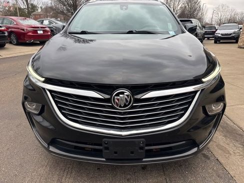 Used 2024 Buick Enclave Premium image 8
