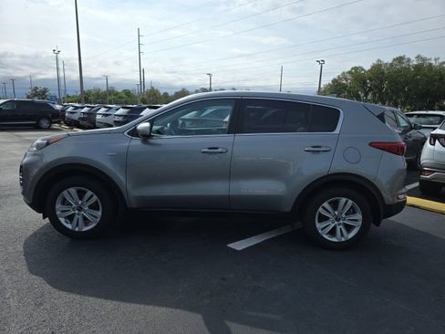 Used 2019 Kia Sportage LX image 4