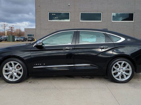Used 2019 Chevrolet Impala Premier image 2