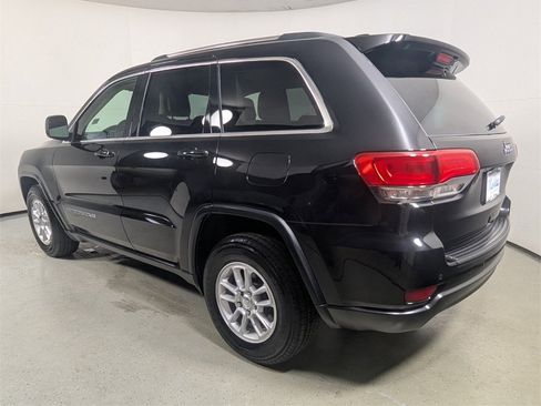 Used 2019 Jeep Grand Cherokee Laredo image 5