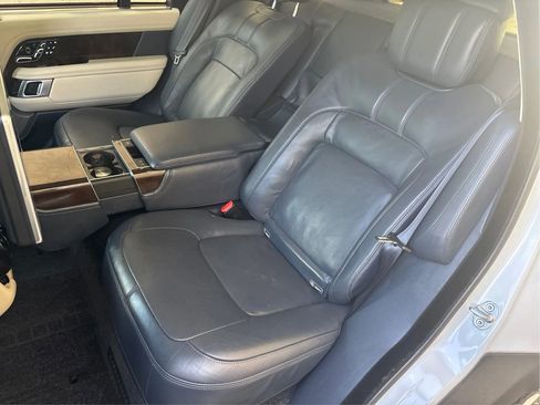 Used 2018 Land Rover Range Rover Long Wheelbase Autobiography image 14