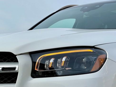 Certified 2023 Mercedes-Benz GLS 450 4MATIC image 10