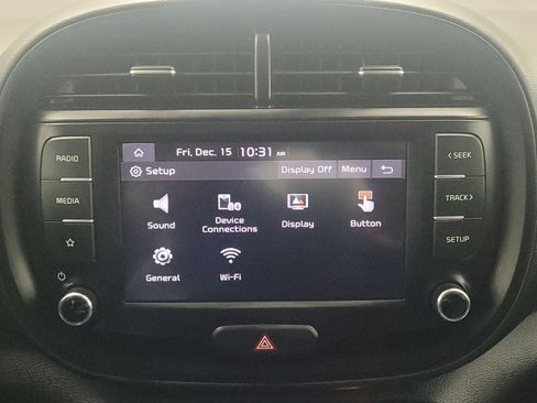 Used 2022 Kia Soul LX w/ Technology Package image 25