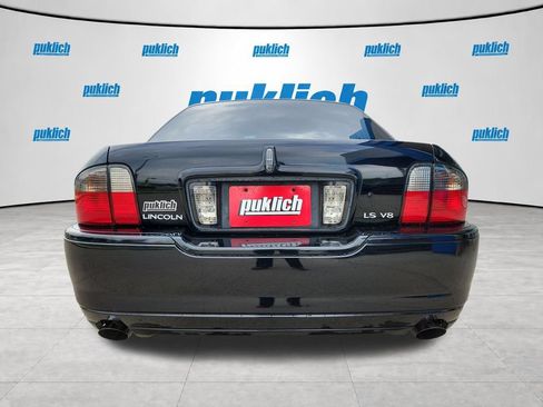Used 2006 Lincoln LS RWD image 4