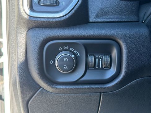 Used 2024 RAM 3500 Laramie w/ Night Edition image 31