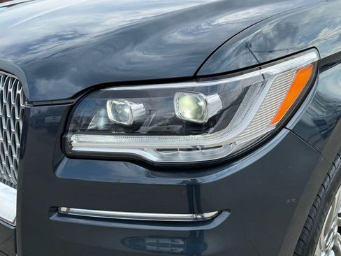 Used 2022 Lincoln Navigator L Reserve image 28