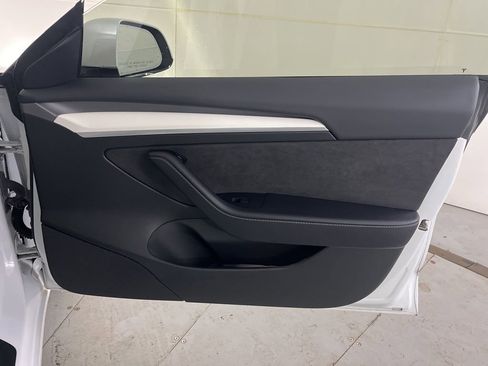 Used 2023 Tesla Model 3 Long Range image 27