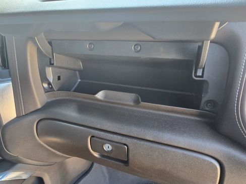 Used 2021 GMC Sierra 1500 SLT image 33