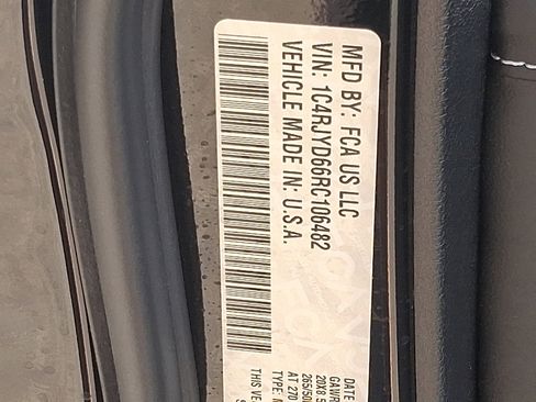 Used 2024 Jeep Grand Cherokee Overland image 27