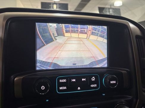 Used 2018 GMC Sierra 2500 Denali w/ Duramax Plus Package AWD/4WD image 28