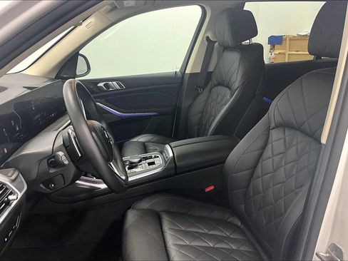 Used 2024 BMW X7 xDrive40i AWD/4WD image 27