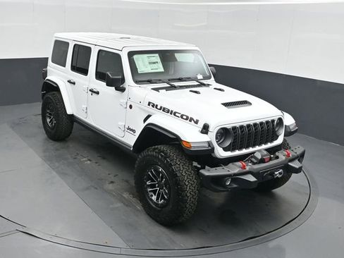 New 2026 Jeep Wrangler Unlimited Rubicon w/ Xtreme 35 Tire Package AWD/4WD image 37