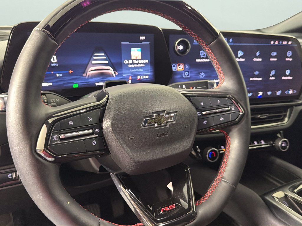 Used 2024 Chevrolet Equinox EV RS FWD image 21