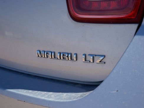 Used 2015 Chevrolet Malibu LTZ FWD image 6