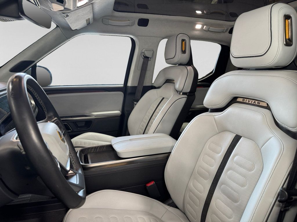Used 2022 Rivian R1T Adventure AWD/4WD image 16