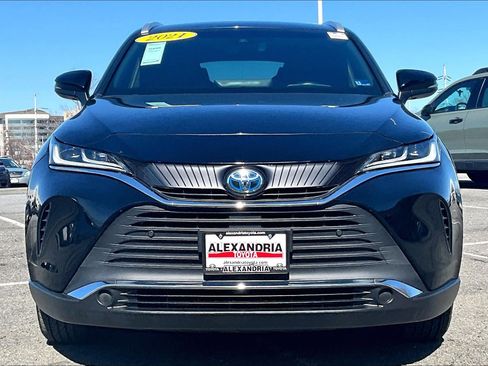 Used 2021 Toyota Venza XLE w/ Softex Package image 3