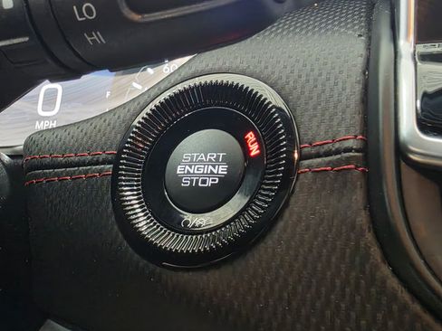 Used 2026 Jeep Compass Trailhawk AWD/4WD image 19