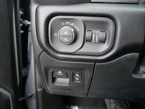 Used 2022 RAM 1500 Laramie image 26