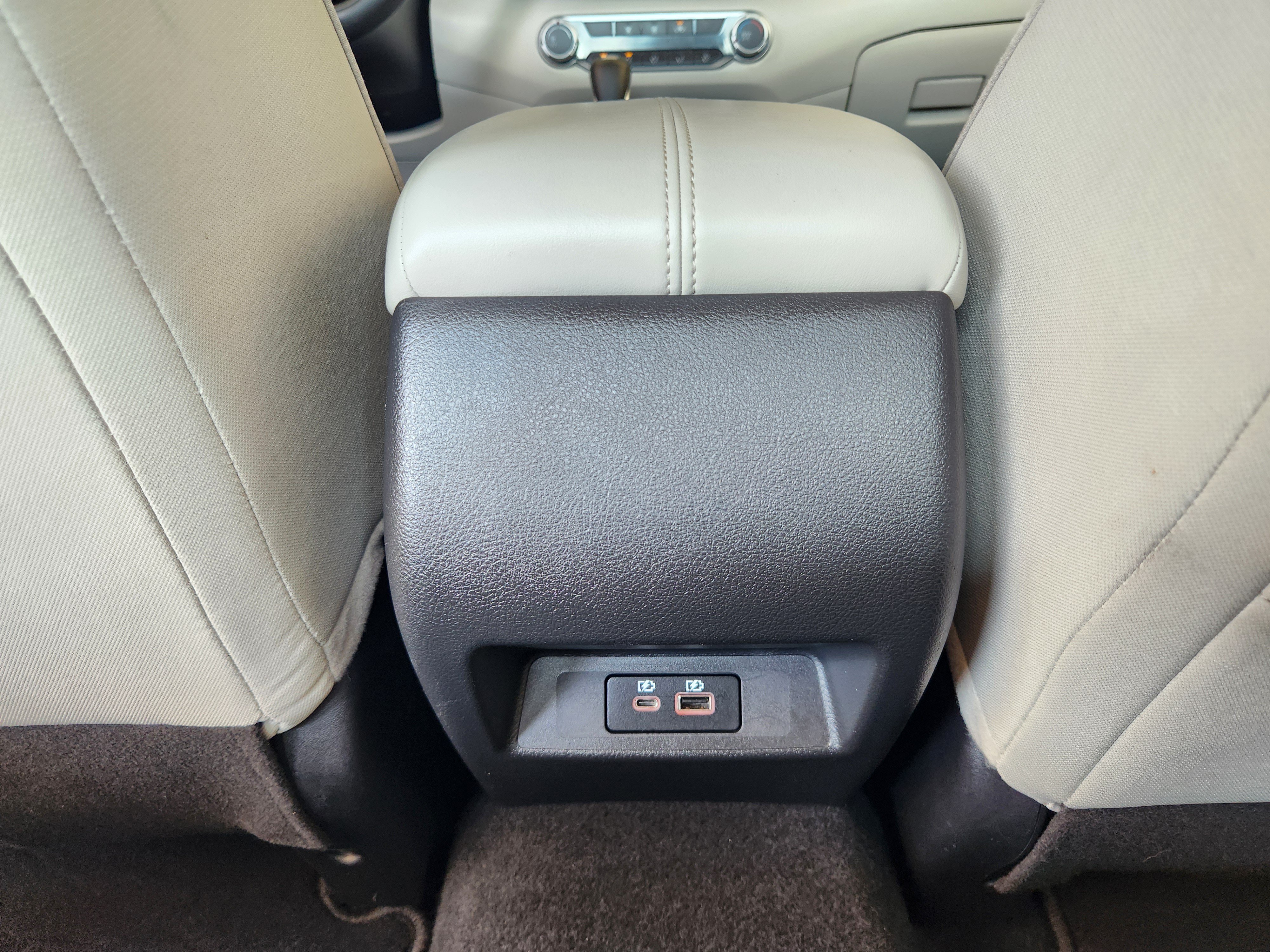Used 2025 Nissan Altima 2.5 SV FWD image 32