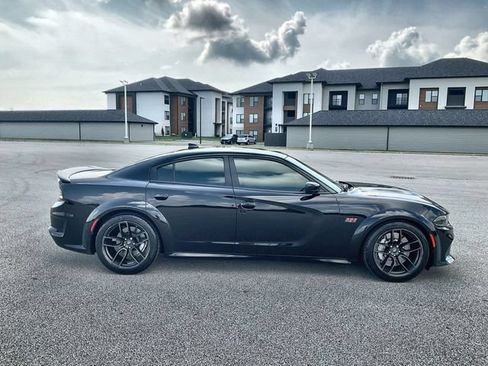 Used 2022 Dodge Charger Scat Pack RWD image 13