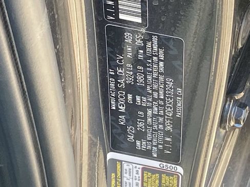 Used 2025 Kia K4 FWD image 28
