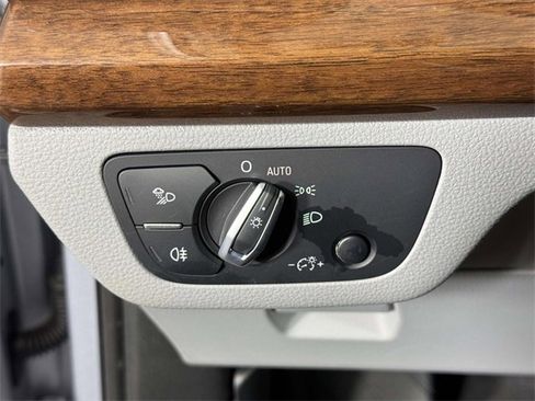 Used 2022 Audi Q5 2.0T Premium Plus w/ Premium Plus Package image 18