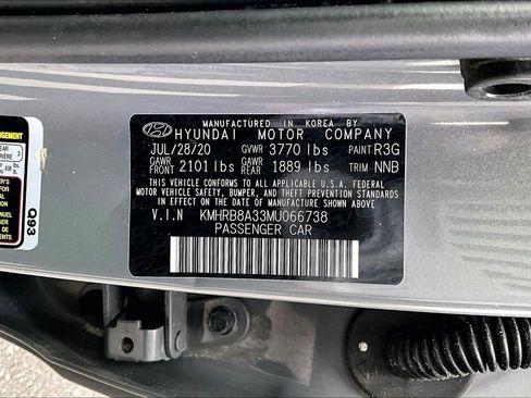 Used 2021 Hyundai Venue SE image 16