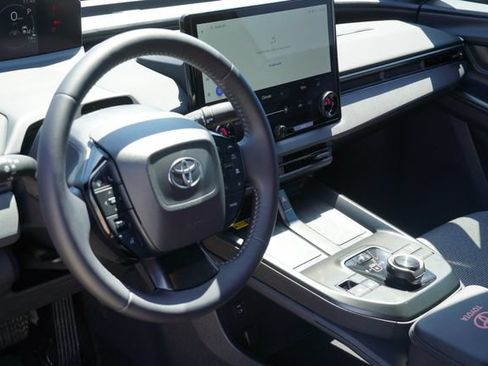 Used 2026 Toyota bZ FWD image 19