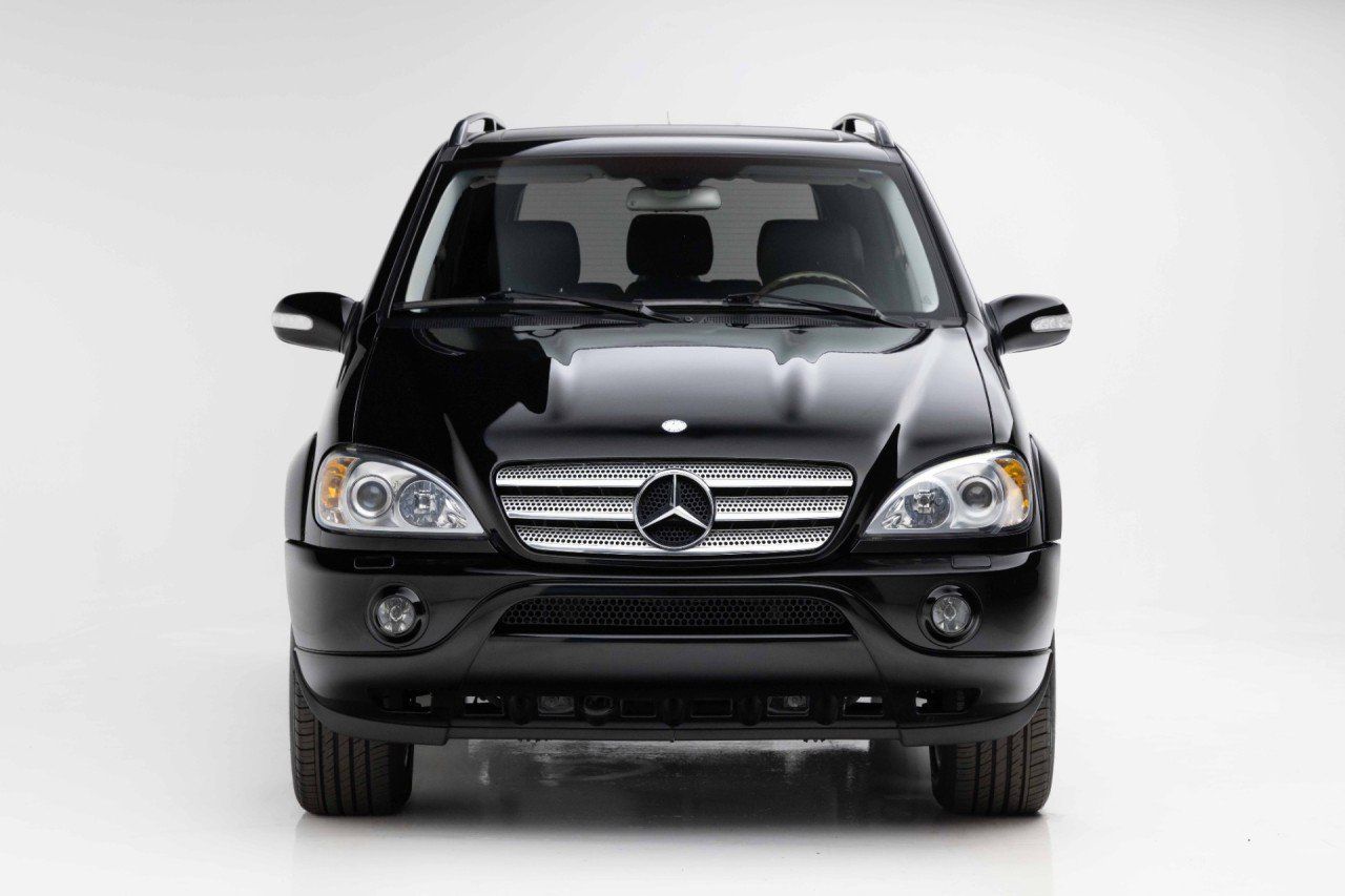Used 2002 Mercedes-Benz ML 55 AMG 4MATIC image 5