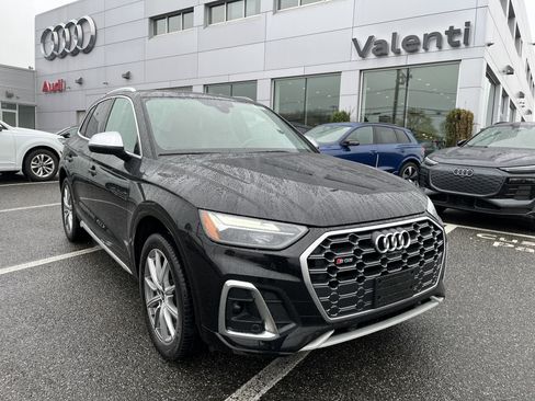 Certified 2022 Audi SQ5 Premium Plus w/ Premium Plus Package image 1