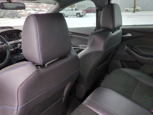 Used 2017 Ford Focus RS image 18