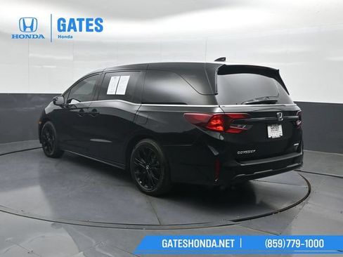 Certified 2025 Honda Odyssey Sport-L image 8