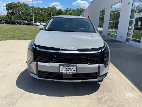 New 2026 Kia Sportage EX FWD image 3